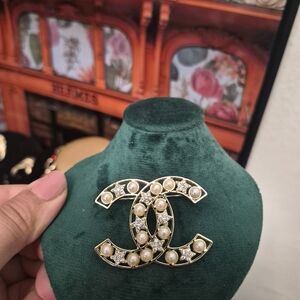 CHANEL Gold Pearl &stone Brooch